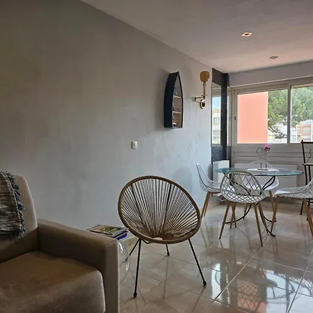 Apartment T3 Centre Port - 7 Mm A Pied De La