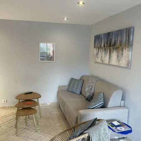Apartment T3 Centre Port - 7 Mm A Pied De La